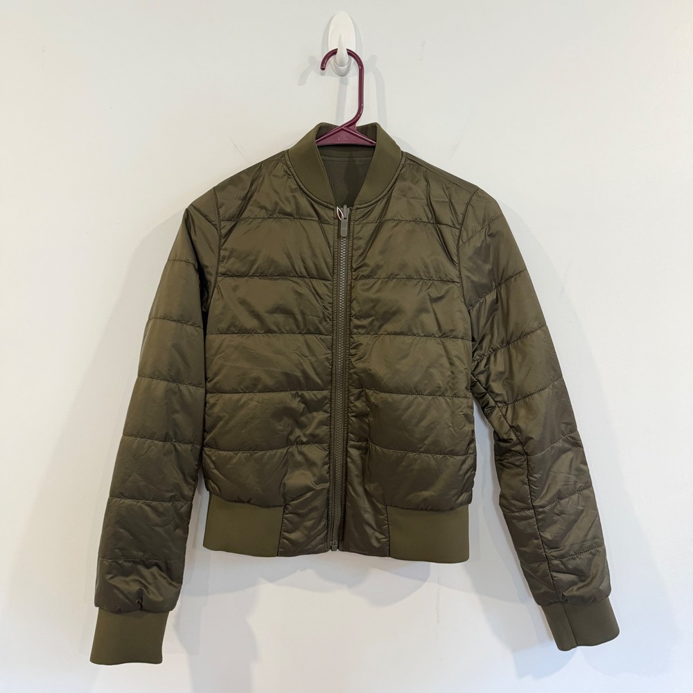 Lululemon Non-Stop Bomber *Reversible Olive Green Quilted Puffer Sz 2 LW4AEVS